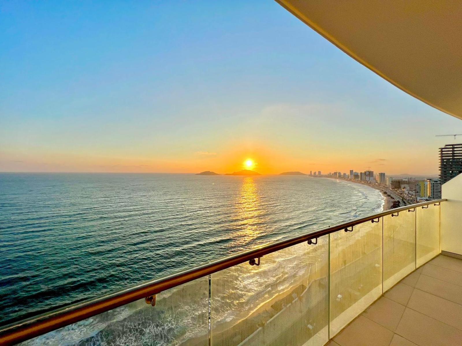 Sunset View Malecon 1402 Vista Panoramica Al Mar Apartment Mazatlan Exterior photo